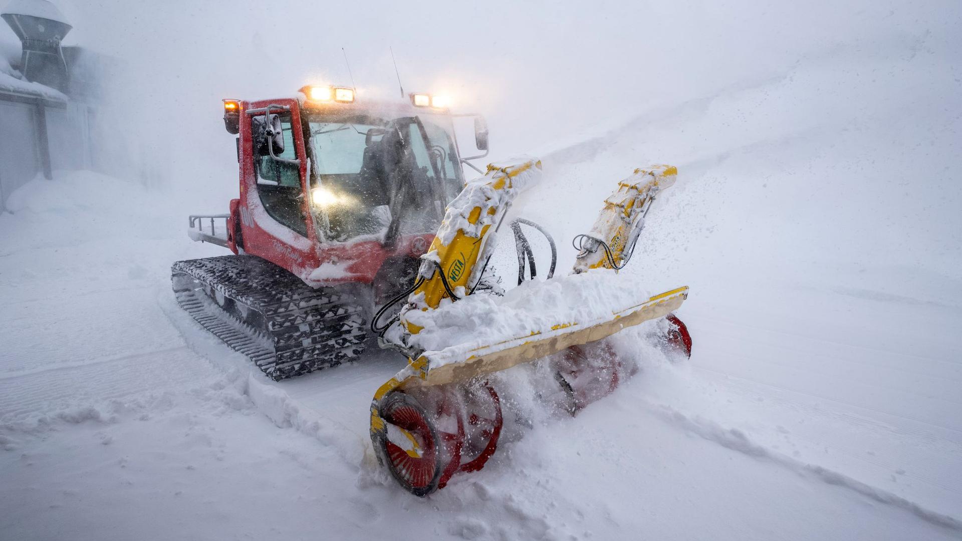 Wintersport: Skigebiete rüsten sich - Klimawandel bleibt Herausforderung