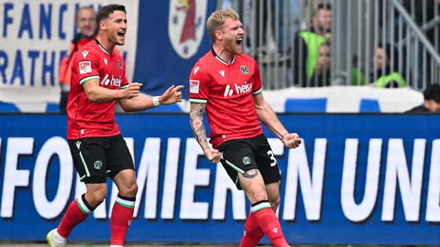 2. Fußball-Bundesliga: Hannover 96 bringt Magdeburg die erste Heimniederlage bei