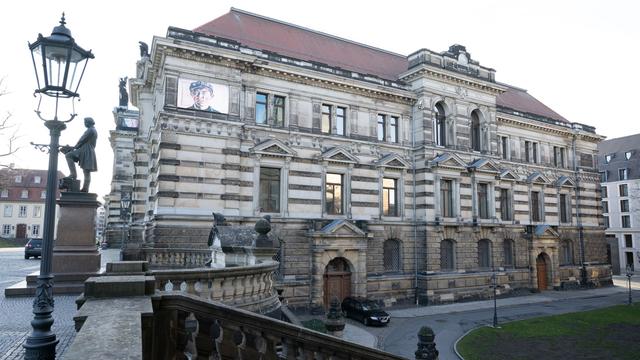 Ausstellungsprojekt: «Simple Rainbow» für Dresdner Ausstellung zu Kunst aus Polen