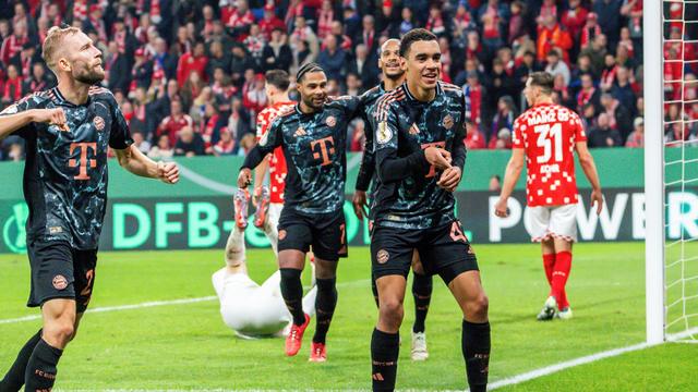 Fußball: Heidenheim scheitert - Frankfurt im Pokal-Achtelfinale