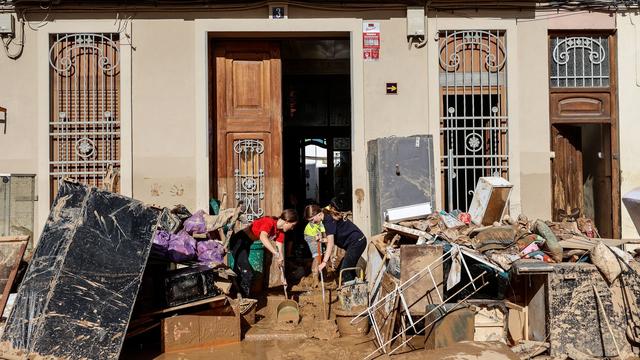 Flutdrama in Urlaubsregion: Mindestens 158 Tote bei Unwettern in Spanien