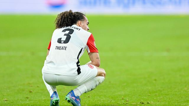 Zweite Pokal-Runde: Nach erneutem Platzverweis: Theate lädt Team zum Essen ein