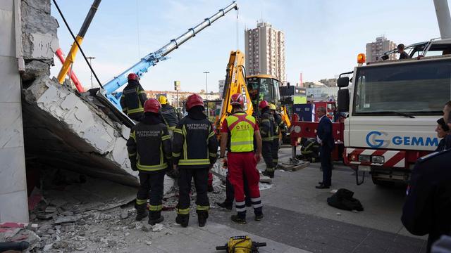 Unglück: Weitere Tote nach Einsturz von Bahnhofsvordach in Serbien