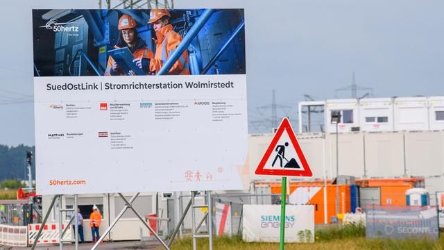 Energieversorgung: Erste Kabel für Stromtrasse SuedOstLink in Bayern verlegt