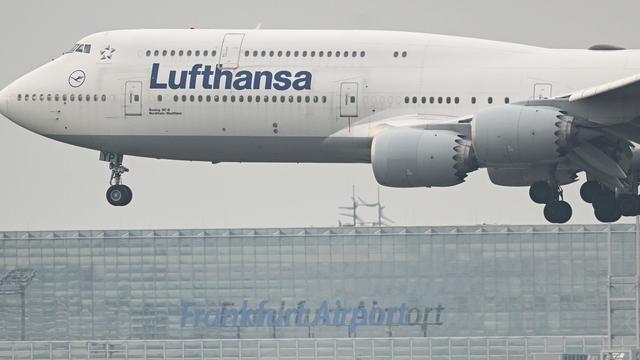 Flugverkehr: Mehrere Menschen auf Flug nach Frankfurt verletzt