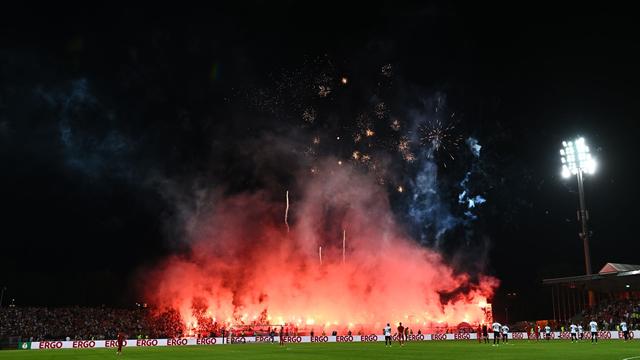 Fußball: Wegen Pyro: FC Bayern muss 150.000 Euro zahlen