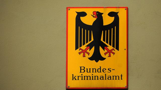 Extremismus: Zwei Männer in Rheinland-Pfalz wegen Hasspostings verdächtig