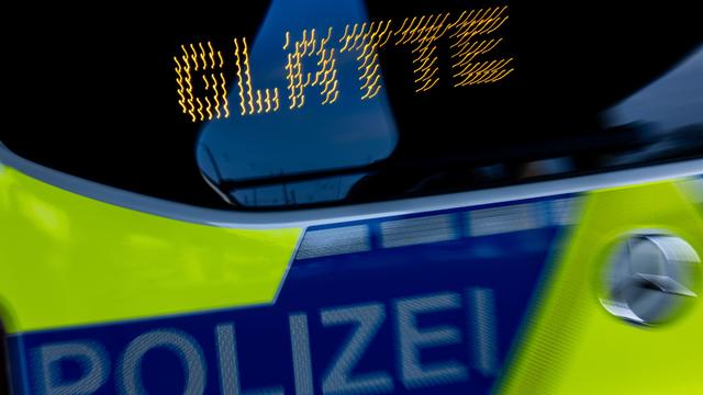 Polizei ruft zu Vorsicht auf: Zahlreiche Unfälle auf glatten Straßen in und um Dresden