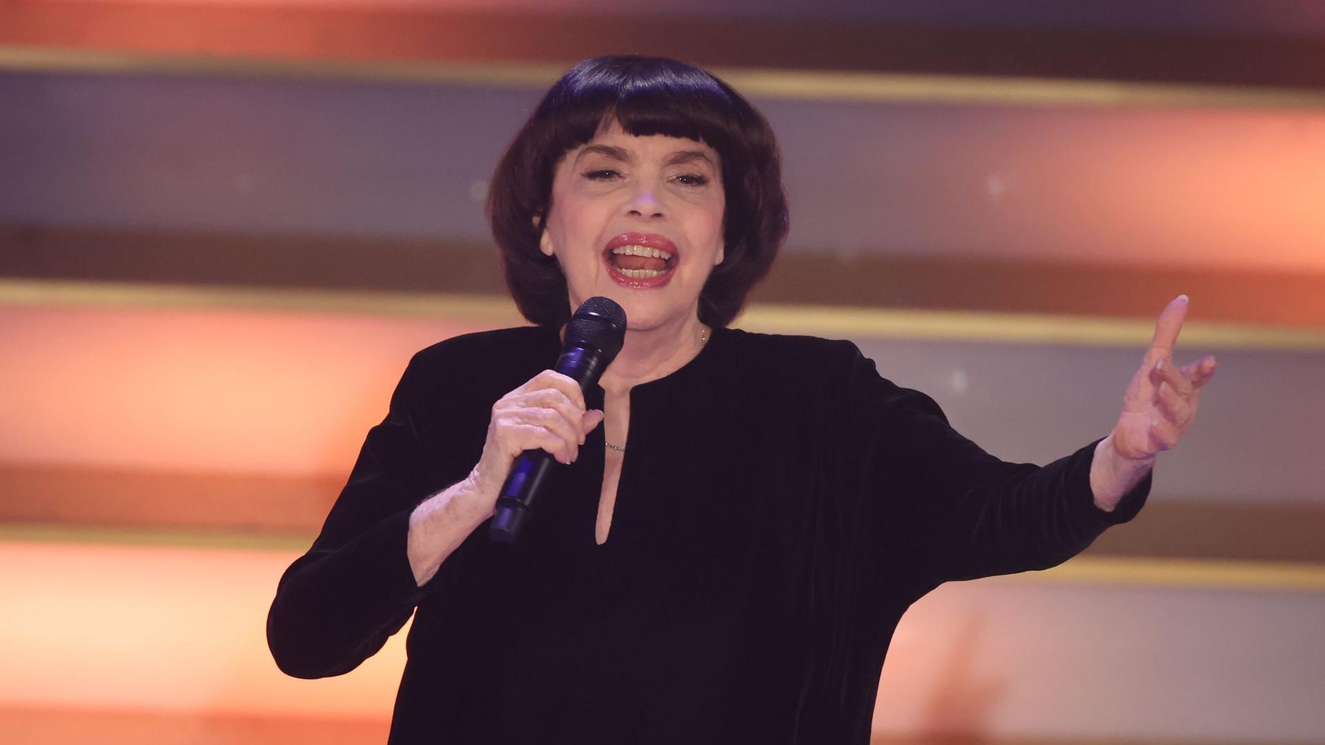 Abschiedstournee: Letztes Konzert in Deutschland - Mireille Mathieu in Hamburg