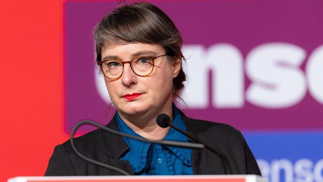 Thüringer Landtag: Linke-Chefin: Koalitionäre müssen Verhältnis zur AfD klären