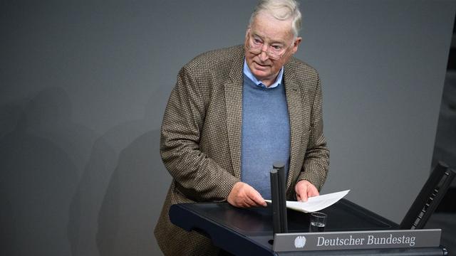 Bundestagswahl: AfD-Mitgründer Gauland will doch für Bundestag kandidieren