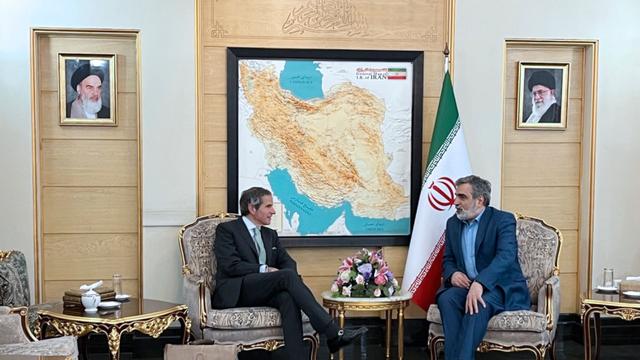 Atomprogramm: Atomstreit: Iran will aus Protest Uran schneller anreichern