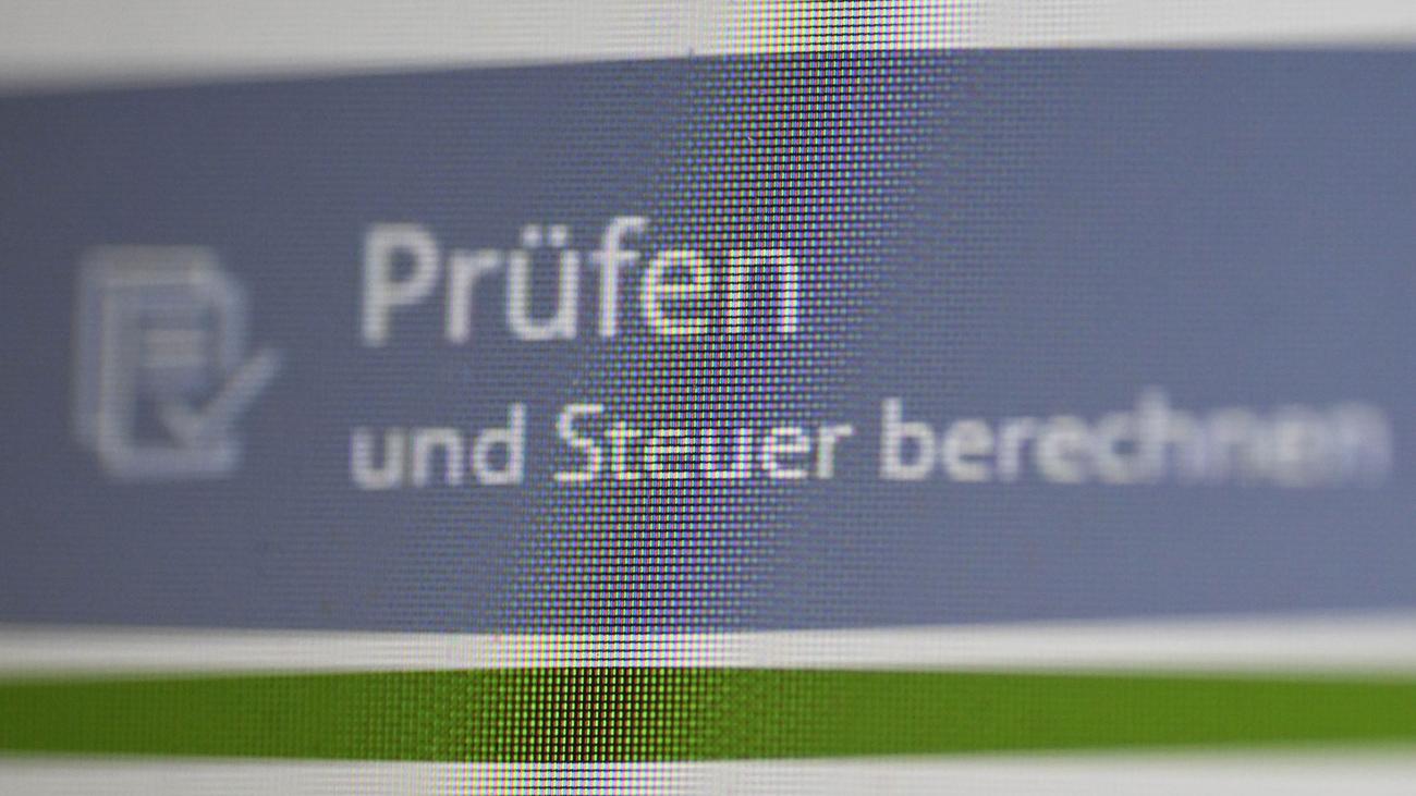 Finanzen: Neuer Chatbot beantwortet Steuerfragen