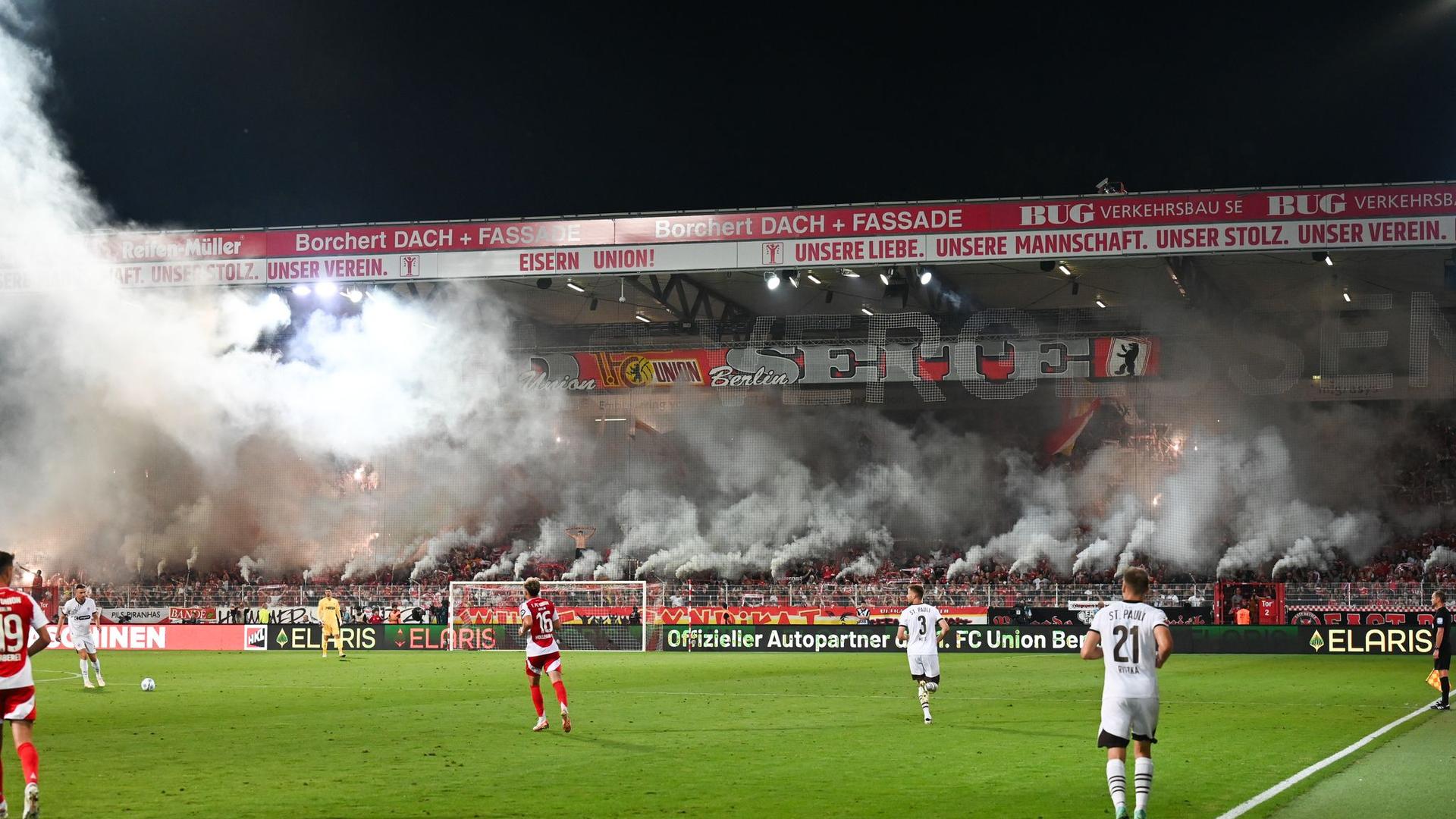 Fußball-Bundesliga: Wieder wegen Pyro: Union Berlin muss 51.000 Euro zahlen