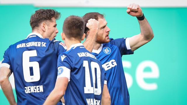 2. Fußball-Bundesliga: Nach geklärter Eichner-Zukunft: KSC klettert auf Rang zwei