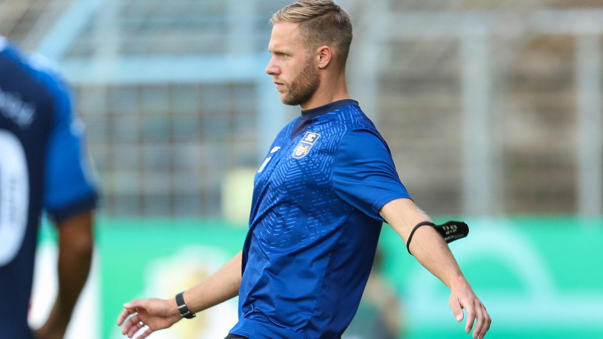 3. Fußball-Liga: Rostock schlägt Bielefeld bei Brinkmanns Heimdebüt