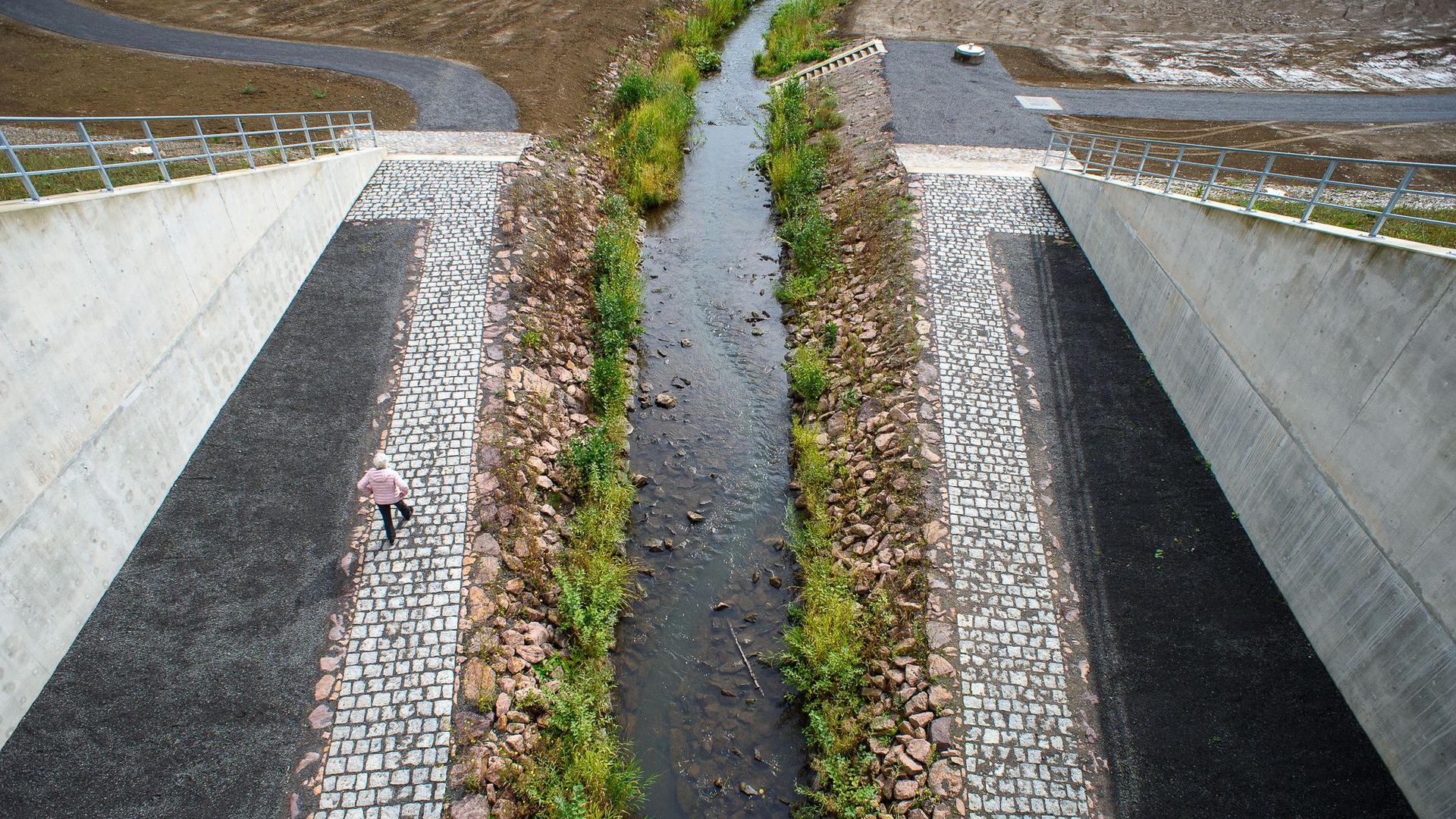 Klimawandel: Neues Wassergesetz soll mehr Wasser in der Fläche halten