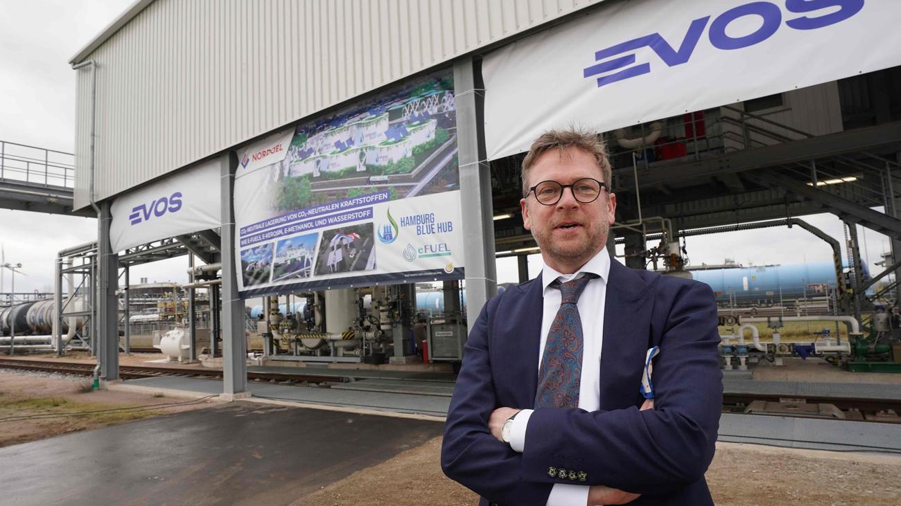 Pulled dynamically from the source outlet