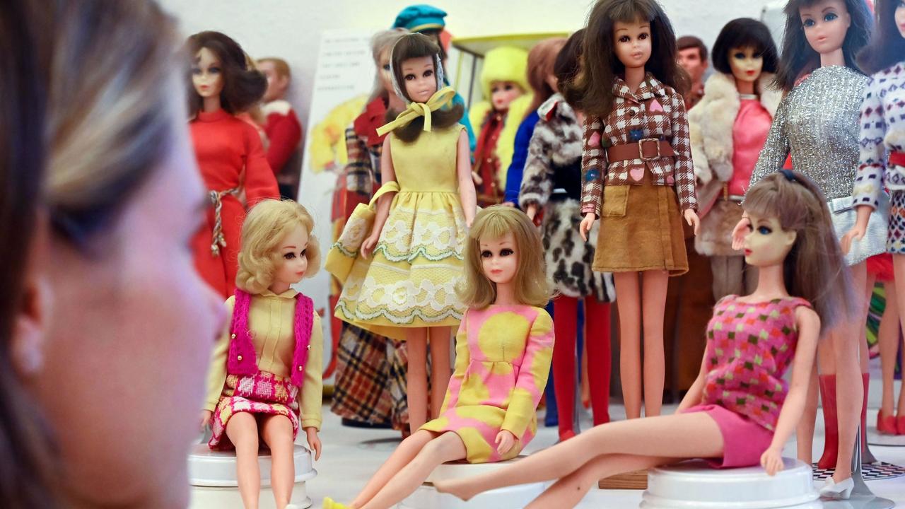 Ikonische Plastikpuppe: Hunderte Barbies aus weltgrößter Sammlung