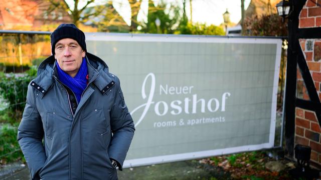 Historisches Heide-Ensemble: Josthof im Wiederaufbau - Weihnachtsmarkt macht Mut