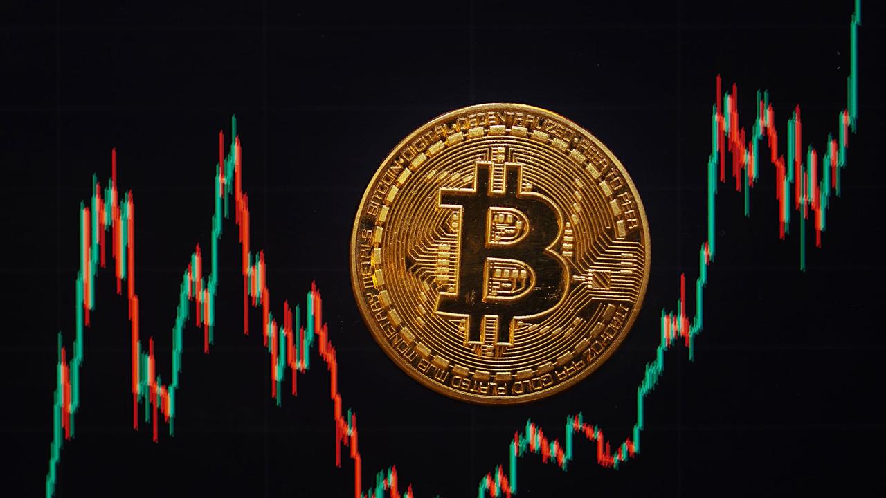 Kryptowährungen: Bitcoin knackt historische Marke von 100.000 Dollar | DIE  ZEIT