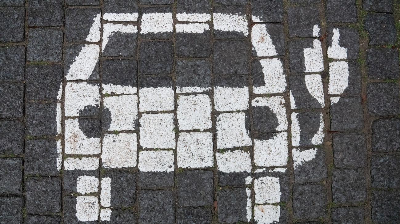 Pulled dynamically from the source outlet