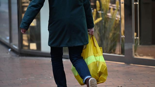 Adventszeit: Handel: Weihnachtsgeschäft im Saarland überraschend gut