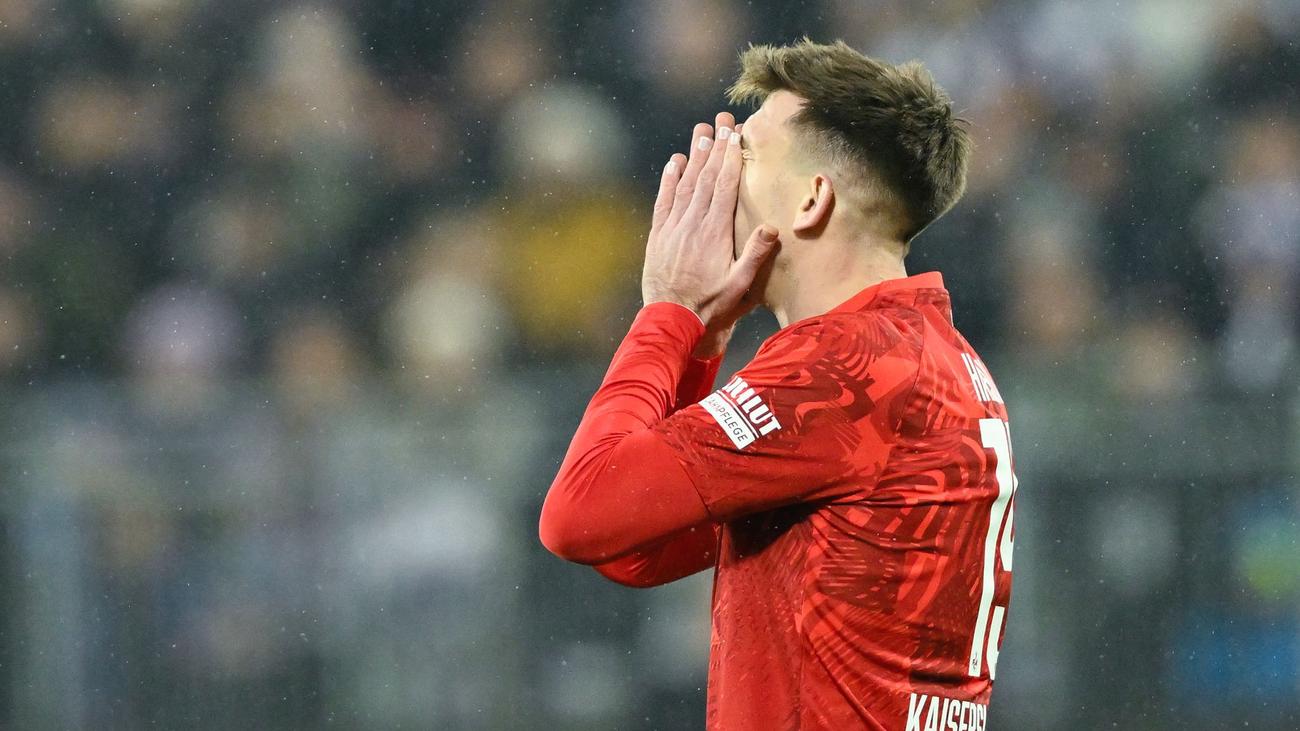 Pulled dynamically from the source outlet