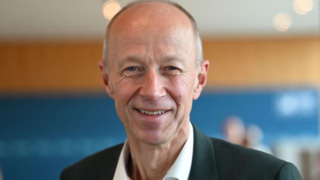 Bildung: Schwarz für rasche Regeln zu Handy-Beschränkung an Schulen