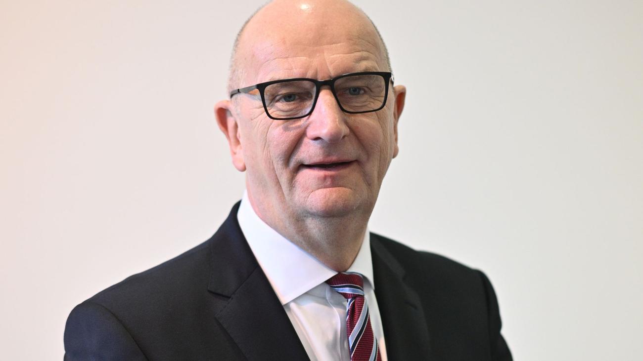 Pulled dynamically from the source outlet