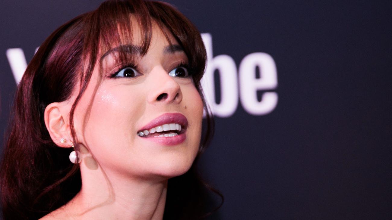 Pulled dynamically from the source outlet