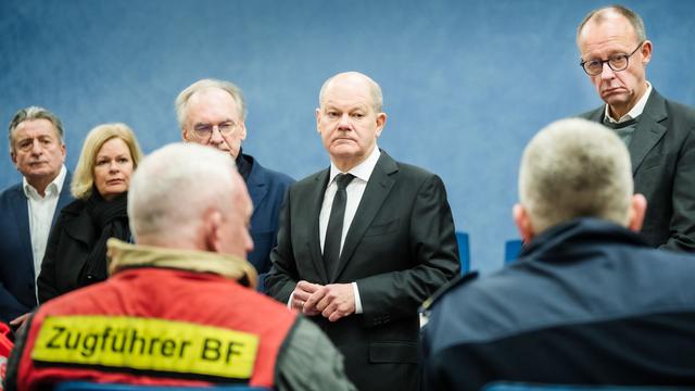 Weihnachtsmarkt in Magdeburg: Merz nach tödlicher Attacke: "Wir müssen das stoppen"