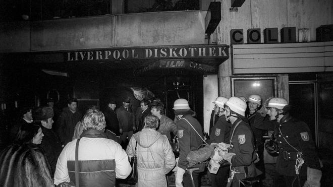 Rechtsextremismus: Der Brandanschlag kostete eine junge Garderobenfrau das Leben. (Archivfoto)