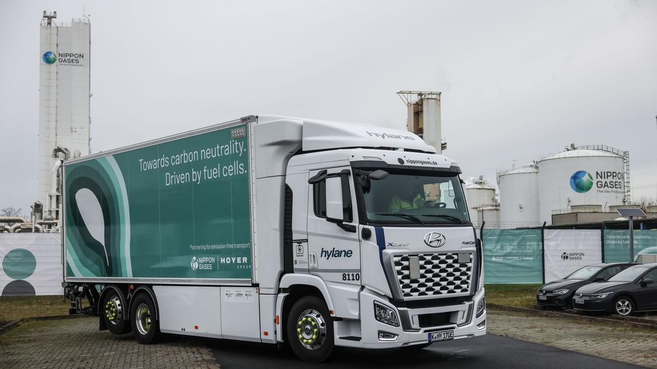 Verkehrswende: Ministerin lobt Wasserstoff-Lkw für Tankzeit und Reichweite