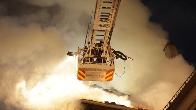 Großeinsatz der Feuerwehr: Nach Brand in Riedlingen wird ein Mann noch immer vermisst