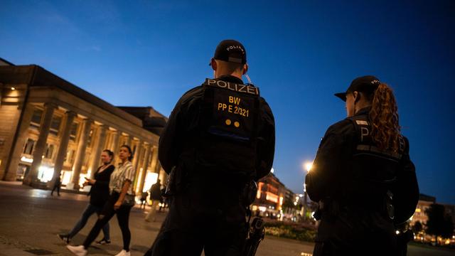 Studie zu Kriminalitätsfurcht: Umfrage: Viele Menschen haben nachts Angst auf der Straße