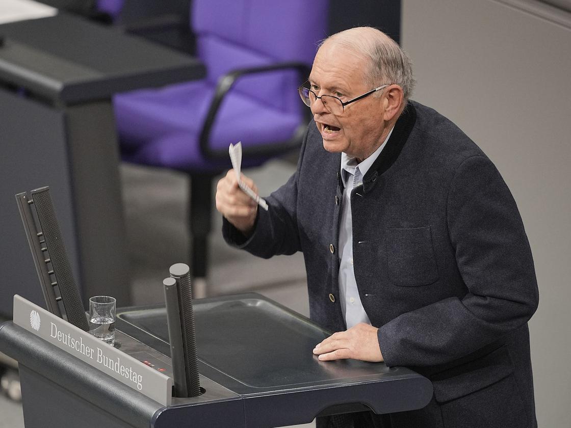 Parlament: Farle mehr als 100 Mal am Rednerpult im Bundestag | DIE ZEIT
