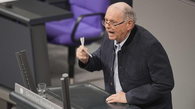 Parlament: Farle mehr als 100 Mal am Rednerpult im Bundestag | DIE ZEIT