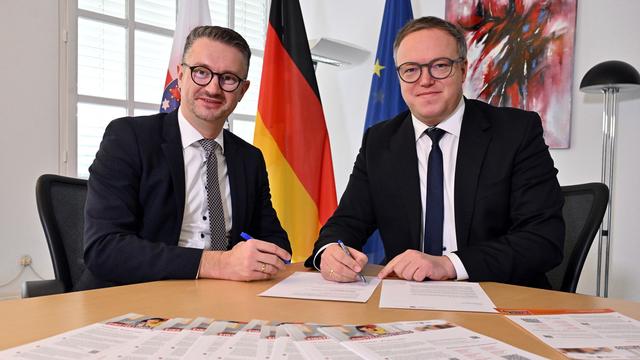 Bildung: Voigt und Tischner schicken 600 Briefe an angehende Lehrer