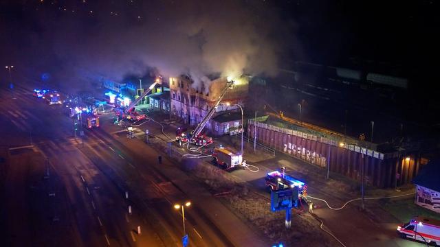 Brand in Brandenburg: Feuer in altem Bahnhofgebäude in Havelstadt ausgebrochen