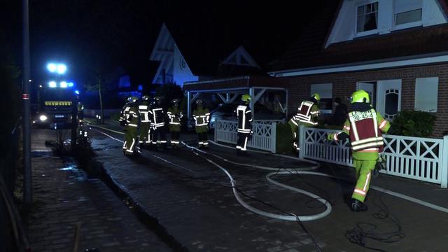 Brände: Zwei Tote bei Brand in Einfamilienhaus in Burgwedel