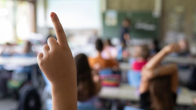 Bildung: Wertevermittlung an Schulen - Minister startet Tour