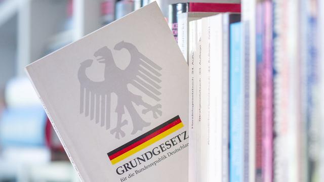 Bildung: Ministerium: Positive Bilanz der Verfassungsviertelstunde