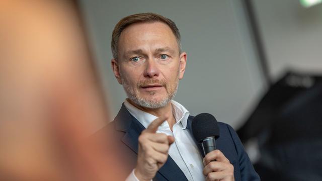 Bundestagswahl: Lindner bei Raab: "Ist mir egal, warum man mich wählt"