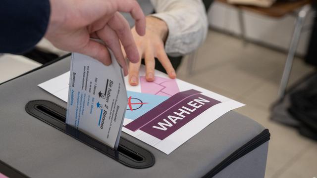 Stimmen ausgezählt: CDU bei Bundestagswahl vorn - AfD vor SPD