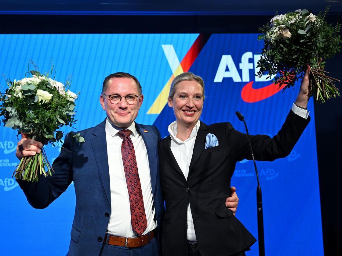 Bundestagswahl: "Riesenschritt nach vorn" &ndash; AfD gewinnt Wahl in Sachsen |  DIE ZEIT