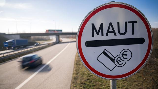 Vor der Regierungsbildung: CSU kassiert Vorschlag aus Partei für Pkw-Maut ein