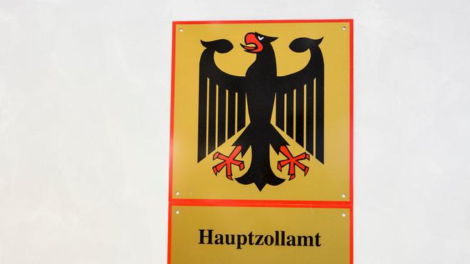 Stuttgart Airport: A 48-year-old was arrested at Stuttgart Airport due to alleged drug smuggling. (Symbol image)