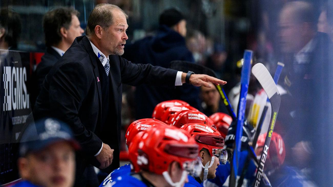 Hier finden Sie Informationen zu dem Thema „Eishockey“. Lesen Sie jetzt „Schwenningen erzwingt drittes Playoffspiel gegen Nürnberg“.