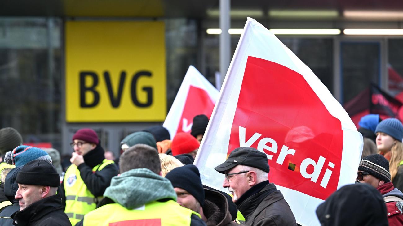 Öffentlicher Nahverkehr: BVG-Tarifgespräche über Kompromiss aus Schlichtung
